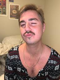 First year sober. It's been a journey. I realized I had a serious problem  at 22. Being a functional, care free, mininnal consequence, somewhat  thriving alcoholic for years had run its course.