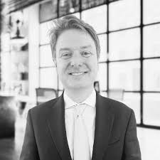 Become a consultant lawyer