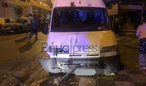 Νεκρός εντοπίστηκε, σε κατοικημένη περιοχή στην πολίχνη θεσσαλονίκης, άνδρας, αγνώστων μέχρι στιγμής στοιχείων, ο οποίος σύμφωνα με τις πρώτες εκτιμήσεις πρόκειται για τον οδηγό του. Twra Sth 8essalonikh Sokaristiko Troxaio Atyxhma Sth Polixnh Forthgo Paresyre 2 Aytokinhta Ydrogeios 106 9 Fm