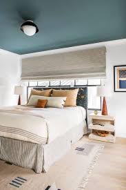 By having a clear idea of what i wanted, recycling pieces i already owned and doing some thrifty shopping, i only spent about $175 on this makeover. 55 Easy Bedroom Makeover Ideas Diy Master Bedroom Decor On A Budget