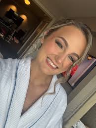 Melissa, and MOMO, are not worth a minute of Mike 's and D 's time and  money.