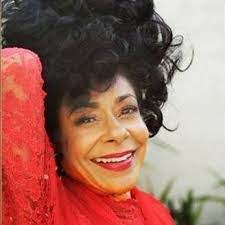 Roxanne Reese's Instagram, Twitter & Facebook