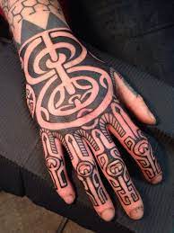 Pin Em Tatouages Bras Et Jambes