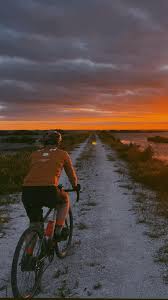 Hello from Florida with my cheap-a** bike. 😂