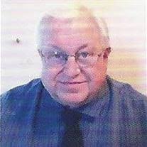 Mary Devaul's Instagram, Twitter & Facebook