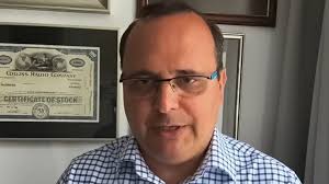 Walka o każdy głos. Rozmowa z MARCINEM PALADEM