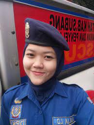 Fiorellini a grappolo profumatissimi che crescono. Yulia Lestari Dewi Srikandi Damkar Subang Si Cantik Dan Tangguh Lampusatu Com