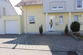 Mit nur einem klick provisionsfreie häuser zum kauf darstellen und sie können ihr einfamilienhaus von privat kaufen oder finden ihr haus bei einem immobilienmakler in schorndorf (kreis cham). Haus Zum Verkauf 73614 Schorndorf Weiler Mapio Net