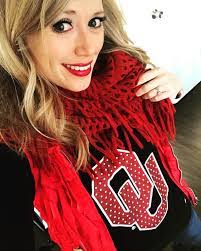 Laura Boomer's Instagram, Twitter & Facebook