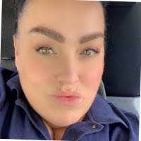 Erin Hallock's Instagram, Twitter & Facebook