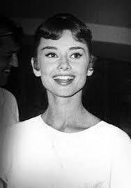 Player debug information can't play anything? Pin By Nihalle El Sharwni On Audrey Hepburn Aubrey Hepburn Audrey Hepburn Audrey Hepburn Style