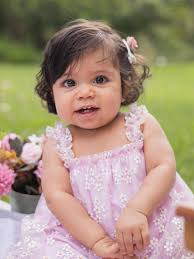 my family. ♥️ #graçasobregraça #ensaioemcasa #natal2023 @montelofotografia