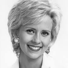 Gretchen Thomson's Instagram, Twitter & Facebook