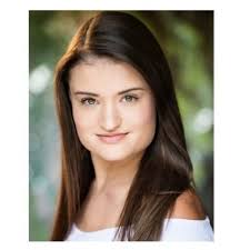 Molly Kirk (@_mollykirk)