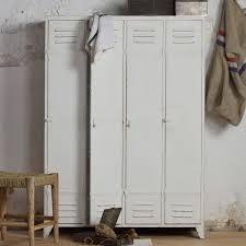 Der Discover Schliessfachschrank Ist Ein Echter Speicherriese Der Schrank Wurde Aus Metall Und In Weiss Angefer Aufbewahrung Schrank Spind Aufbewahrungsschrank