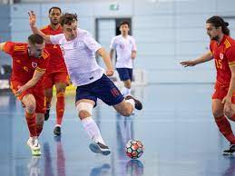 Youth soccer association (usysa) and u.s. Futsal The Thinking Player S Game That Doesn T Hurt The Head Futsal The Guardian