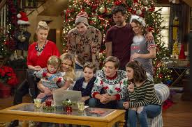 Fuller House Season 5 Has Been Announced As The Final Season While It S Great The Show Is Getting Time To W Full House Seasons Fuller House Cast House Seasons