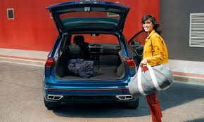 You can get the volkswagen tiguan with a range of petrol and diesel engines and with either a manual or automatic gearbox. Der Tiguan Suv Modelle Volkswagen Deutschland