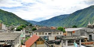Situated in baños de agua santa, this vacation home is within 1 mi (2 km) of piscinas el salado thermal bath, banos central market, and sebastian. 11 Mind Blowing Things To Do In Banos Ecuador On A Budget