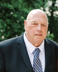 Lorna Vernon's Instagram, Twitter & Facebook