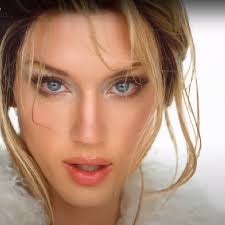 Troye Sivan High Low with EmRata part14