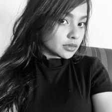 Stream Ella Funenea🌸🍍🌴🥥🇫🇲 music