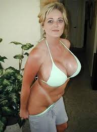 Mature housewife still likes with respect to work out that pussy. Amateur Mature Women Photos