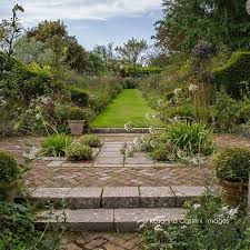 Choosing Photos For My Next Garden Story On Rosanova Magazine Jardin De Valerianes Jardindevalerianes Frenchgarden Frenchgarden Garden Paths Walkway Paths