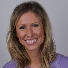 Jessica Epson's Instagram, Twitter & Facebook