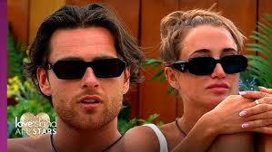 The real reason why Casey ghosted Georgia H