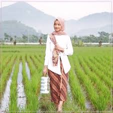 Foto berhijab cantik niza istri enji bikin netizen jatuh. Pin Di Perempuan Hijab