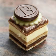 Chocolatier Traditionnel Bonnat Depuis 1884 Voiron La Boutique Du Cours Senozan Propose Non Seulement Toute La Gamme Chocolat Bonnat Chocolatiere Alimentation