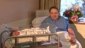 A south african woman has broken the world record after she gave birth to 10 babies. Woman Who Didn T Know She Was Pregnant Gives Birth To 10 Pound Baby Cbs News