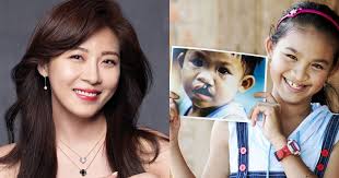 Find out who she's dating now. Actress Ha Ji Won Helped Give Smiles To Vietnamese Children As Ambassador For Non Profit Koreaboo