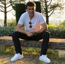 Não perca a entrevista com tony carreira 😉 @tonycarreiraoficial #oprogramadacristinasic A Nossa Relacao Nao Comecou Muito Bem Tony Carreira Sobre Episodio Com Manuel Luis Goucha Famashow