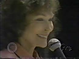 Loretta Lynn, Ernest Rey, The Lynns Patsy & Peggy Lynn live concert 2001