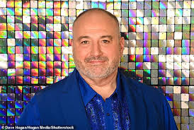 Wynne Evans' lawyers 'compile a 30-page dossier' for showdown talks with  the BBC