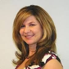 Kari Clarke's Instagram, Twitter & Facebook