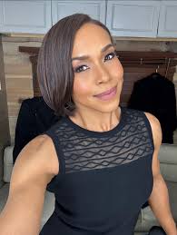 Oh how I love when the Hair, Makeup and Wardrobe collectively come  through!! I love to switch it up…I never like my characters to look the  same! 🎬❤️🙏🏾🙌🏾