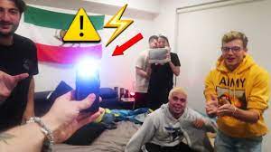 I hit an insane trickshot with a faze custom camo iw4x trickshotting w 5 killcams. Hot Potato With Taser Bad Idea Youtube