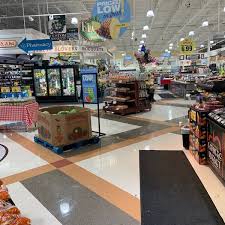 The states where one is able to find supermarkets of this chain include washington, d.c., maryland, delaware, florida, georgia, virginia, south carolina, and north carolina. Photos At Harris Teeter 15 Tips
