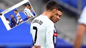 See more of cristiano ronaldo and kylian mbappe on facebook. Real Madrid La Liga Mbappe S Admiration For His Idol Cristiano Ronaldo Whom He Could Succeed At Real Madrid Marca