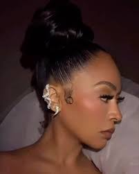 Tracy Harlin's Instagram, Twitter & Facebook