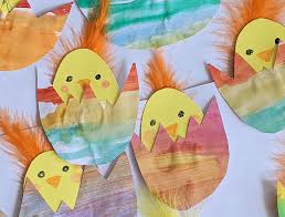 (siehe bild unten) ihr enkelkind kann nach seiner fantasie ein muster einschneiden. Creadienstag Diy Hasen Ganz Schnell Und Einfach Fur Das Fenster