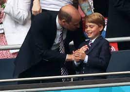 The duchess of cambridge looked effortlessly elegant today when attending the england vs germany football match alongside prince william and their eldest son prince george. Tk2fuotwrnnidm