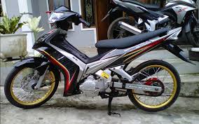 Malahan kali ini kecenderungannya tidak lagi cuma memodifikasi saja. Modifikasi Motor Jupiter Mx 135 Radea