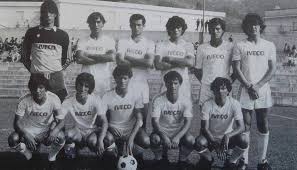 Negli anni seguenti continuarono a susseguirsi pareri contrastanti, fra proiezioni con le. Rambo De Napoli Orgoglio Irpino Il Nobile Calcio