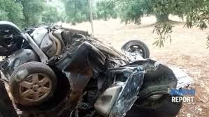 Incidente, mezz'ora fa, in località capitolo. Incidente Sulla Fasano Cisternino Auto Si Schianta Contro Albero Grave Un Giovane