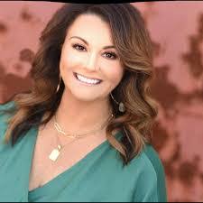 Tammy Brooks's Instagram, Twitter & Facebook