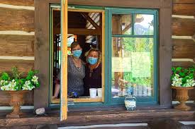 The cabins are rustic, well equipped and offer comfortable beds and cozy gas fireplace. Travel To Winthrop Wa